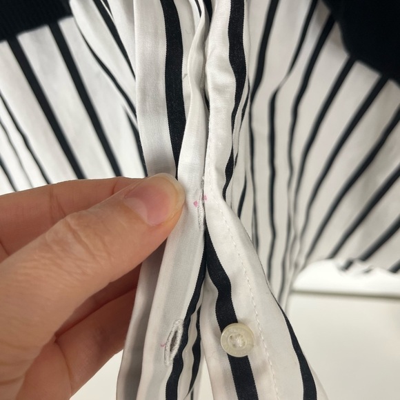 LAUREN Ralph Lauren Top Tunic Style Black/White 3 Silver Buttons Petite Large - Picture 8 of 9